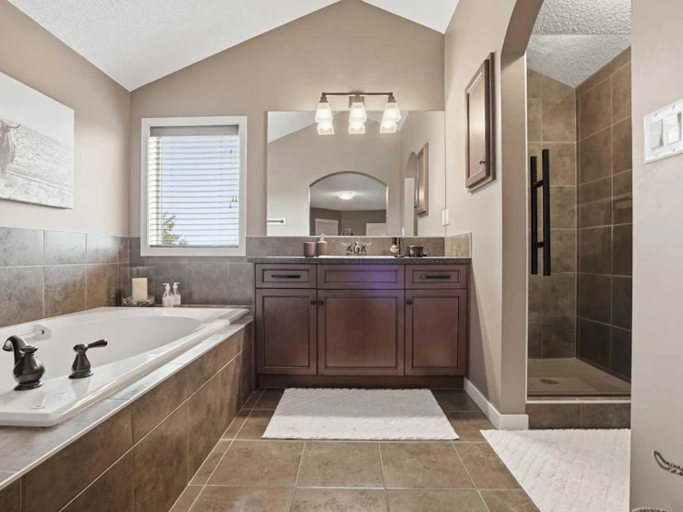 72 Drake Landing Crescent, Okotoks, AB, T1S 0E6 - 24
