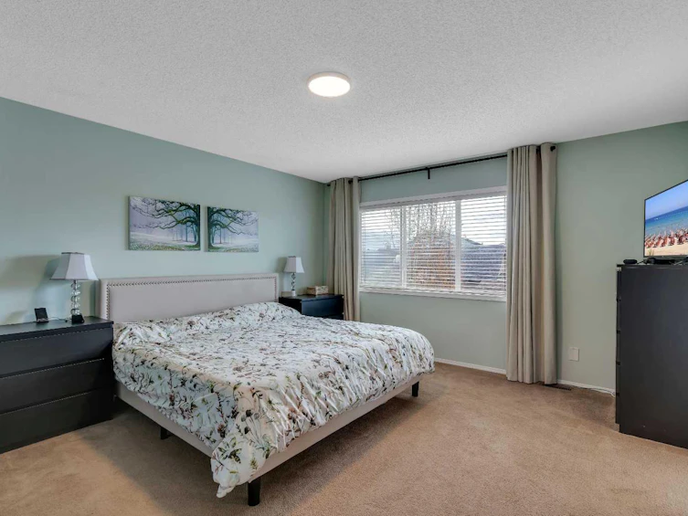 104 Prestwick Street SE, Calgary, AB, T2Z 4K9 - 21