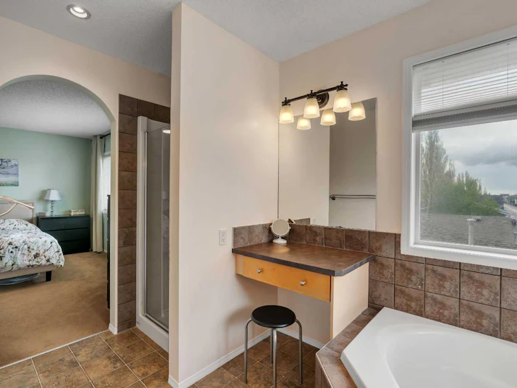 104 Prestwick Street SE, Calgary, AB, T2Z 4K9 - 27