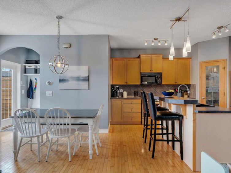 104 Prestwick Street SE, Calgary, AB, T2Z 4K9 - 16