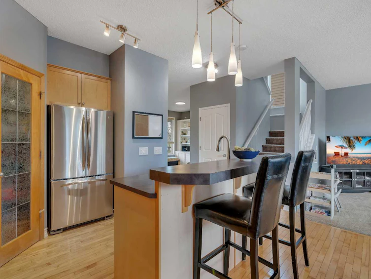 104 Prestwick Street SE, Calgary, AB, T2Z 4K9 - 14