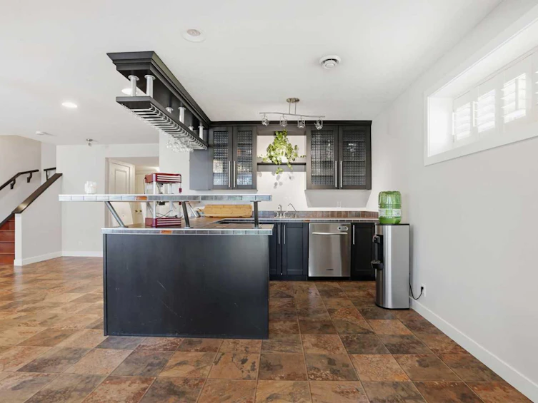 135 Cranleigh View SE, Calgary, AB, T3M 0A2 - 38