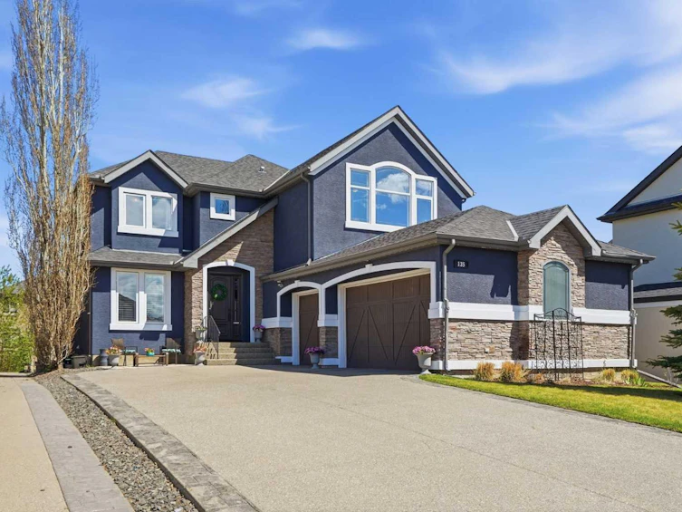 135 Cranleigh View SE, Calgary, AB, T3M 0A2