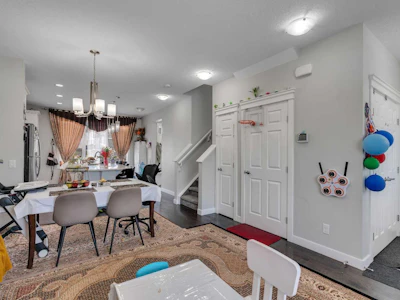 552 Redstone Drive NE - 4