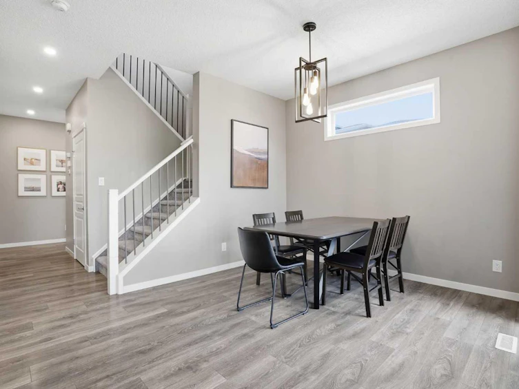 393 Masters Avenue SE, Calgary, AB, T3M 2N7 - 13