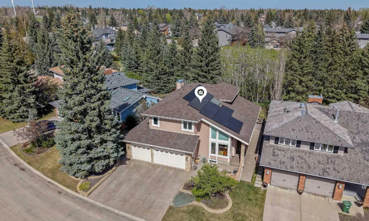 28 Woodacres Way SW