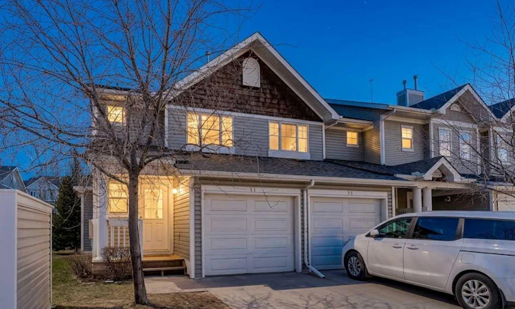 51 Country Village Villas NE
