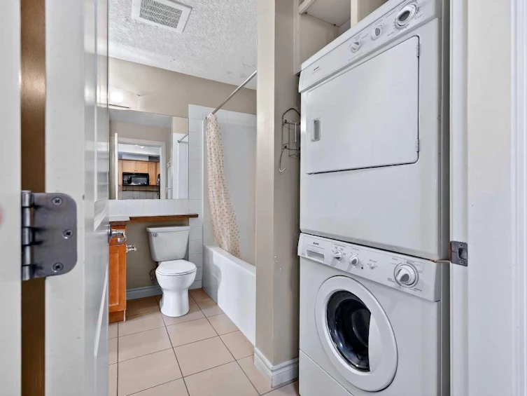 137-60 Royal Oak Plaza NW, Calgary, AB, T3G 0A7 - 11