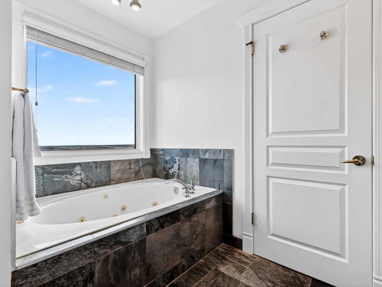 34 Sienna Park Place SW, Calgary, AB, T3H 3L2 - 28