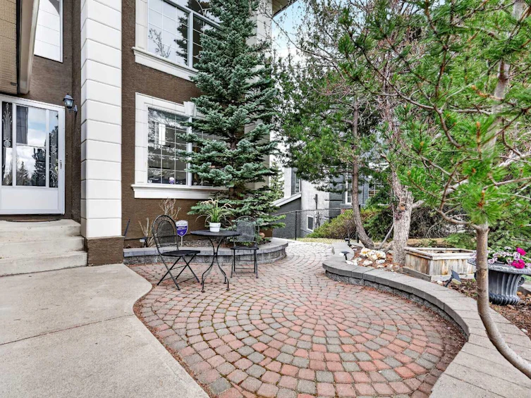 34 Sienna Park Place SW, Calgary, AB, T3H 3L2 - 2