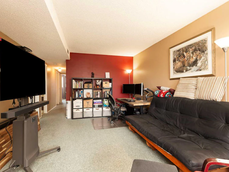 A&B-625 Columbia Boulevard W, Lethbridge, AB, T1K 5K3 - 16