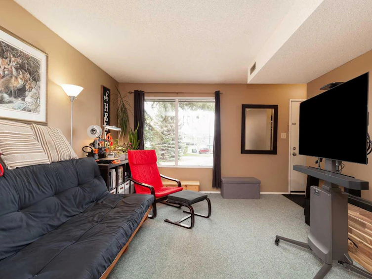 A&B-625 Columbia Boulevard W, Lethbridge, AB, T1K 5K3 - 15