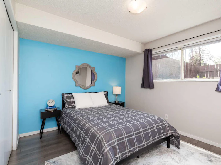 A&B-625 Columbia Boulevard W, Lethbridge, AB, T1K 5K3 - 8