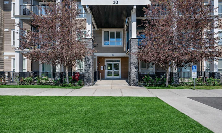 211-10 Walgrove Walk SE