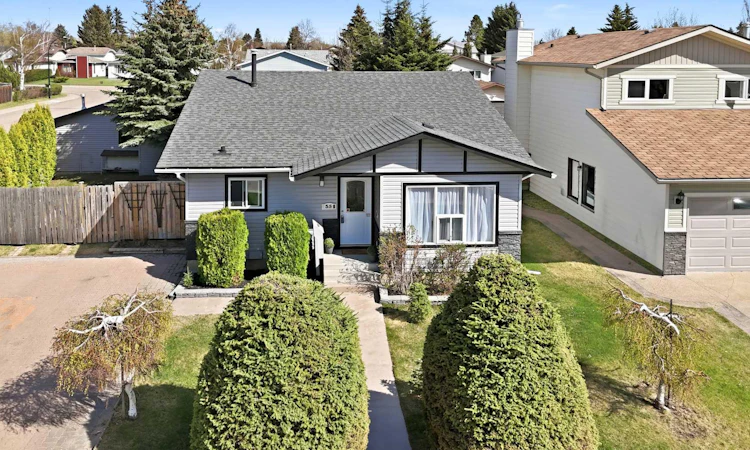 35 Ray Avenue