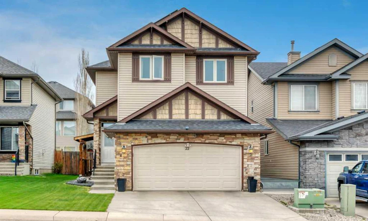 22 Kincora Heights NW