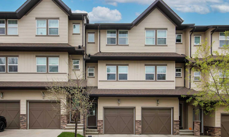 17-28 Heritage Drive