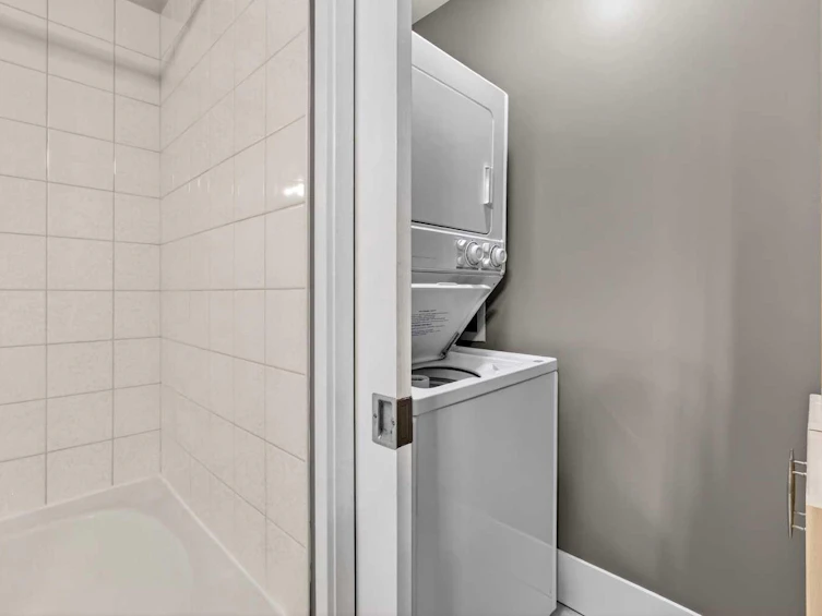 312-205 Riverfront Avenue SW, Calgary, AB, T2P 5K4 - 27