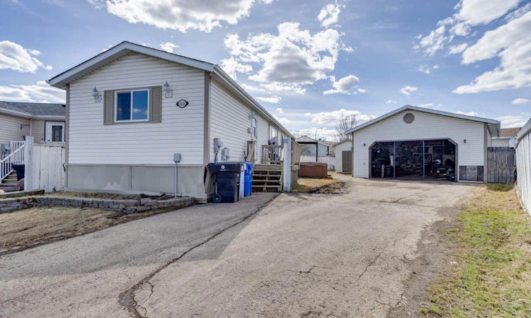 123 Hunter Place
