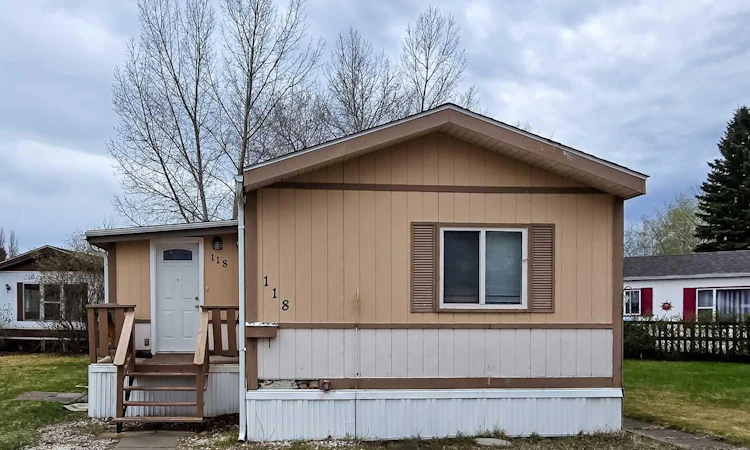 118 Parkland Acres