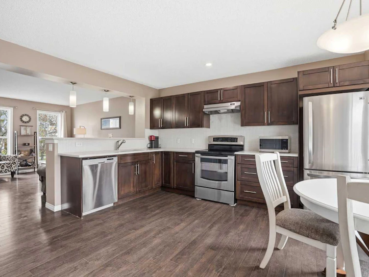 83 Auburn Bay Boulevard SE, Calgary, AB, T3M 0V3 - 11