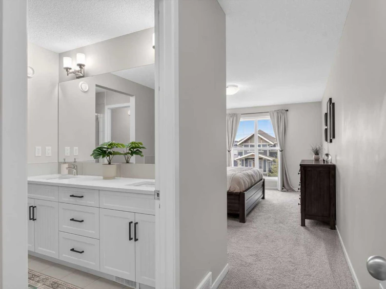 377 Masters Avenue SE, Calgary, AB, T3M 2N7 - 27