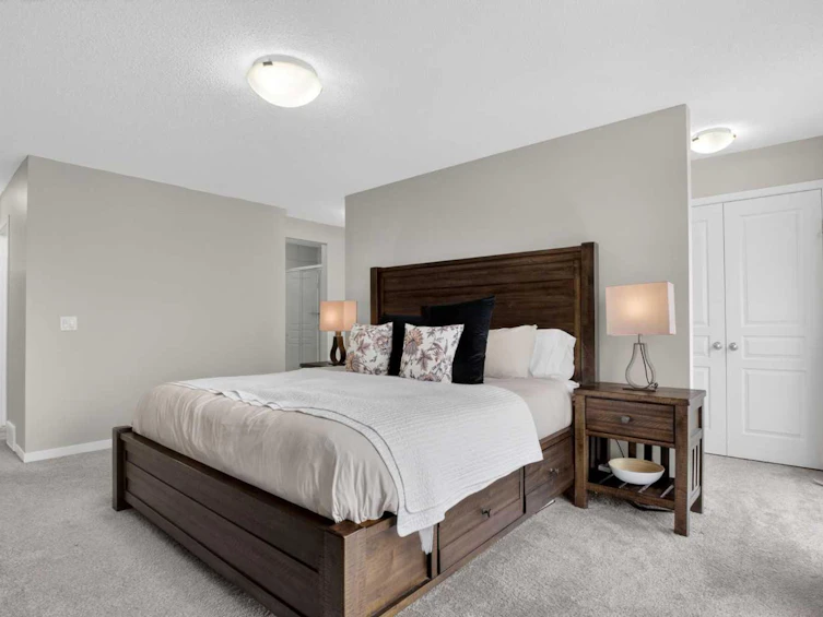 377 Masters Avenue SE, Calgary, AB, T3M 2N7 - 25