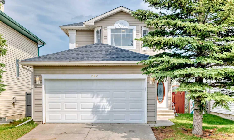 262 Covewood Park NE