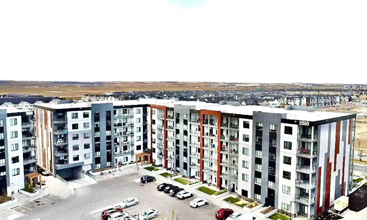 2324-60 Skyview Ranch Road NE