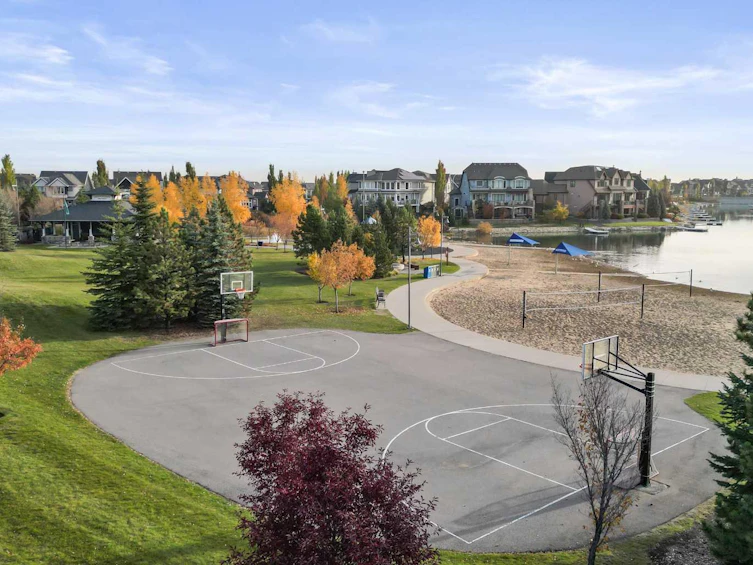132 Seton Villas SE, Calgary, AB, T3M 3L9 - 3