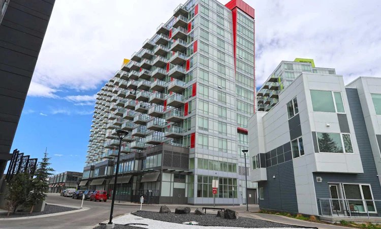 904-10 Brentwood Common NW