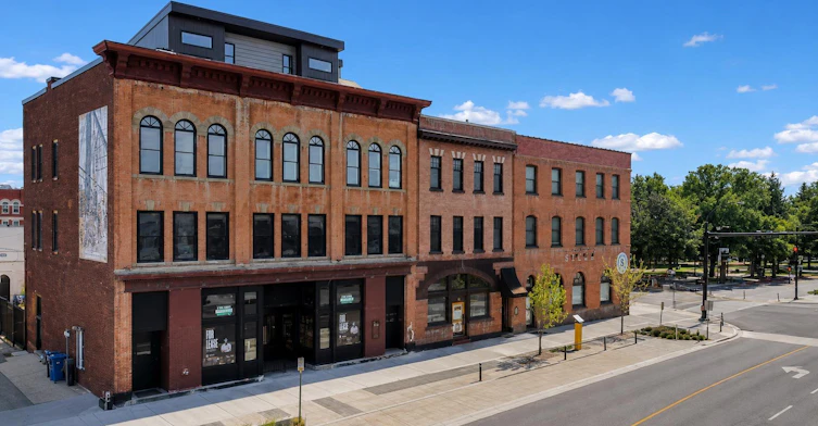 330-411 3 Avenue S, Lethbridge, AB, T1J 0H2