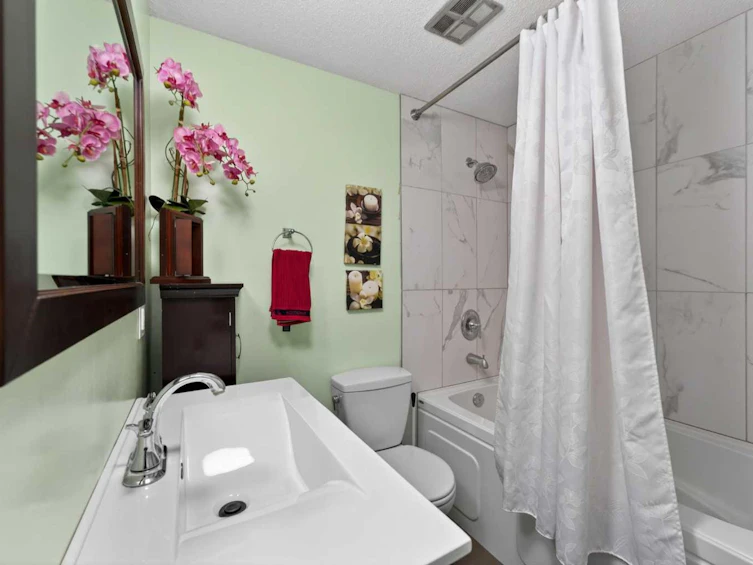 2621 11 Avenue SE, Calgary, AB, T2A 0E4 - 15