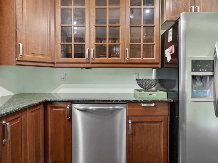 2621 11 Avenue SE, Calgary, AB, T2A 0E4 - 8