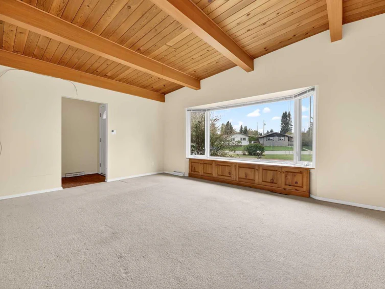 920 87 Avenue SW, Calgary, AB, T2V 0W1 - 5