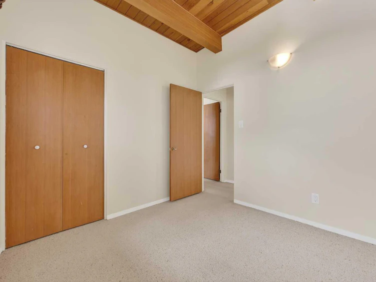 920 87 Avenue SW, Calgary, AB, T2V 0W1 - 23