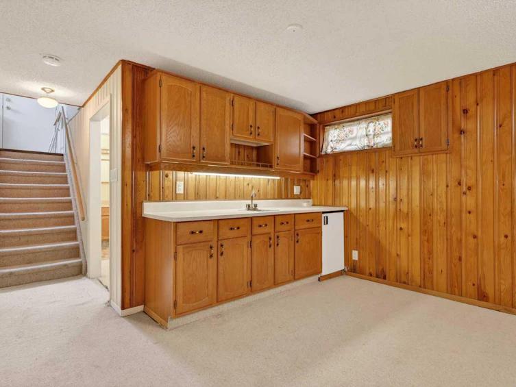 920 87 Avenue SW, Calgary, AB, T2V 0W1 - 29