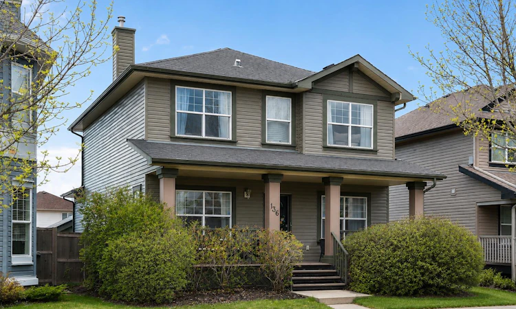 136 Prestwick Estate Way SE