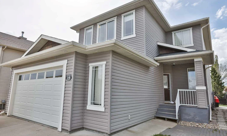 14 Thyrza Burkitt Place N
