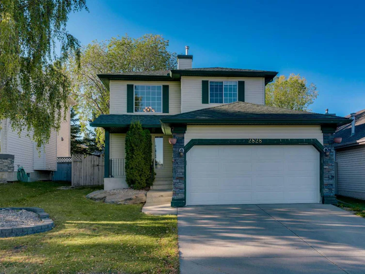 2828 Douglasdale Boulevard SE, Calgary, AB, T2Z 2H9