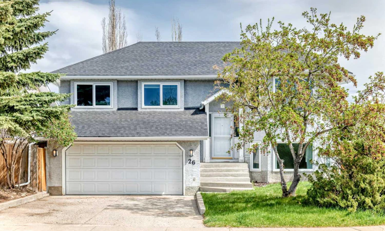 26 Green Meadow Drive
