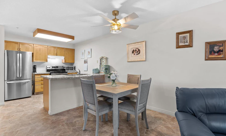 215-3 Parklane Way
