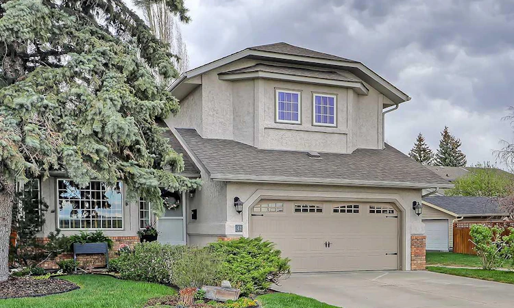 42 Sundown Close SE