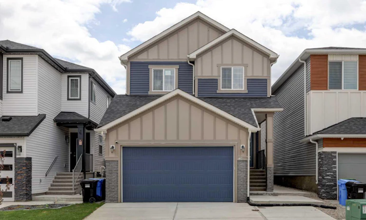 154 Amblehurst Way NW