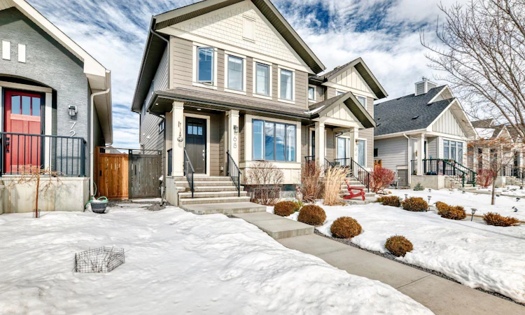 68 Mahogany Gardens SE