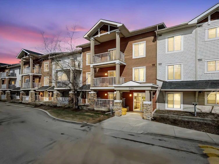 3115-70 Panamount Drive NW, Calgary, AB, T3K 5Z1 - 10