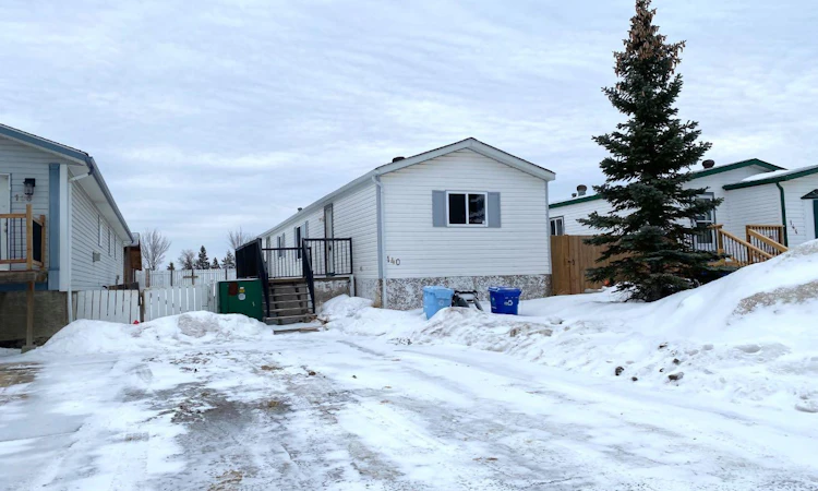 140 Cokerill Crescent