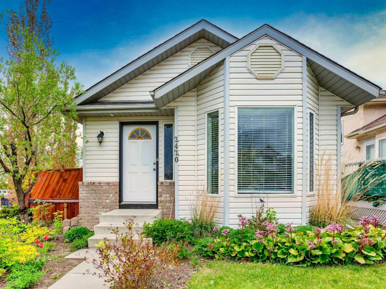 2420 Riverstone Road SE, Calgary, AB, T2C 4E2 - 2
