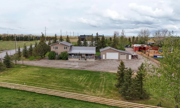 222076 Township Road 92