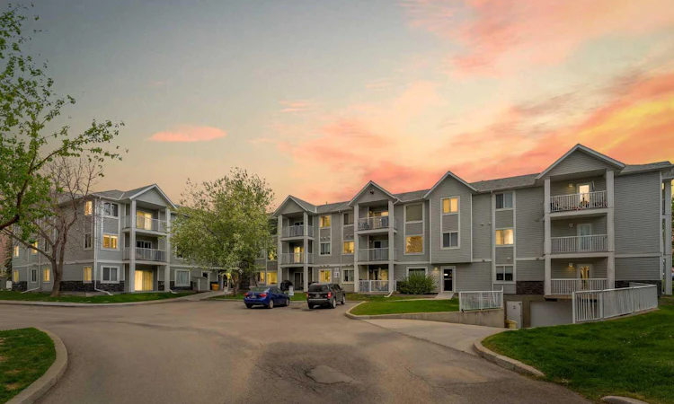 307-1307 Valleyview Park SE